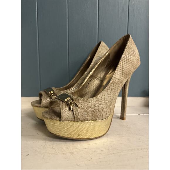 2B Bebe Heel Sz 9 Pumps Shiny Snake Print Gold Stiletto Leather‎ Wedding Elegant - Picture 2 of 8